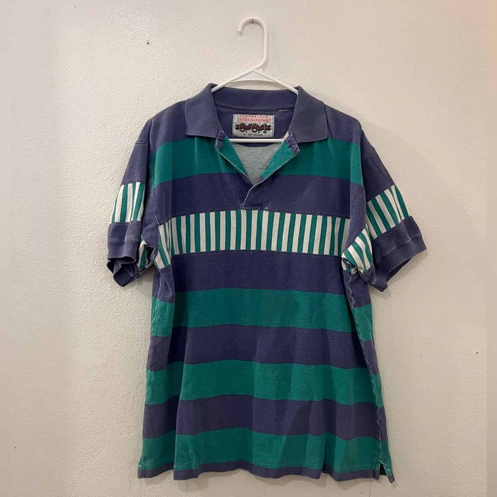 Custom Club International Vintage 90’s T-Shirt size Men’s M